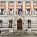 Italian coalition government wins confidence vote