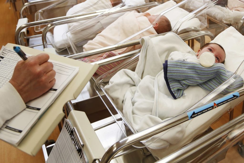 Study: Cash aid could help boost babies’ brain development