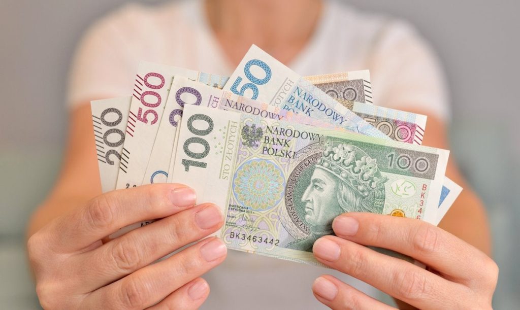 Poland will start test program of Universal Basic Income
