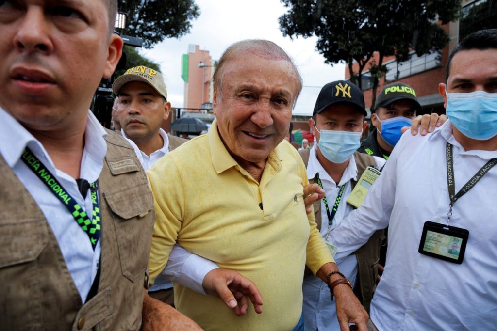 Petro, Hernandez neck and neck in Colombia presidential election